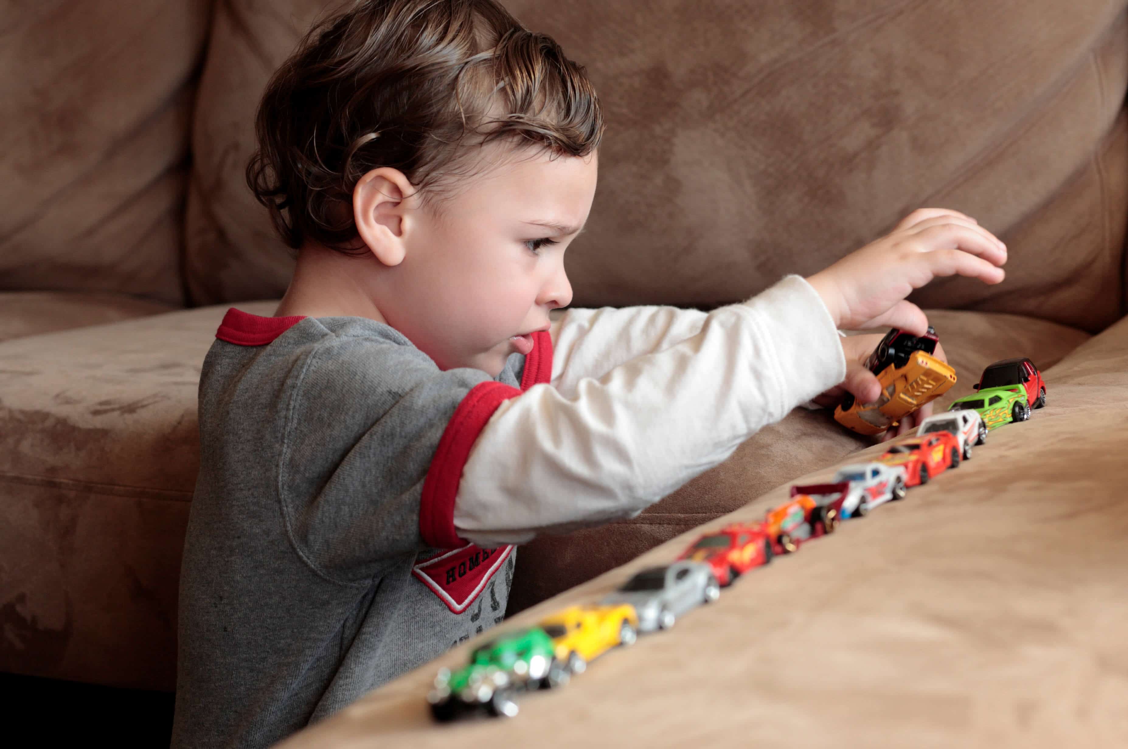 autism signs symptoms qualities quirks