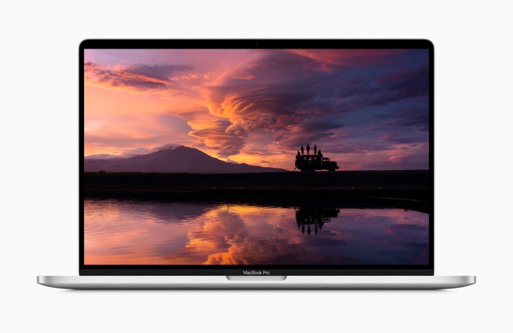اپل از مک‌بوک پرو با صفحه کلید جدید و پردازنده‌های نسل نهم اینتل رونمایی کرد 2