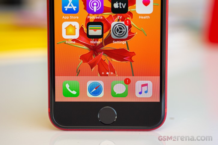 کامل و تخصصی گوشی آیفون SE 2020 iPhone SE 2020 80