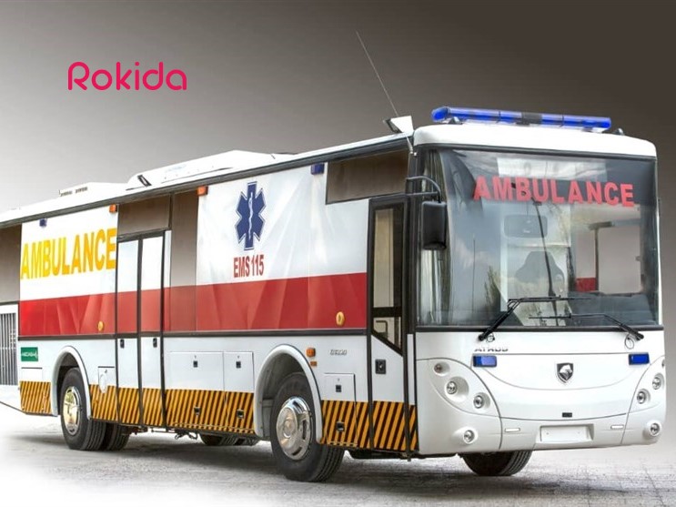 اتوبوس آمبولانس داخلی