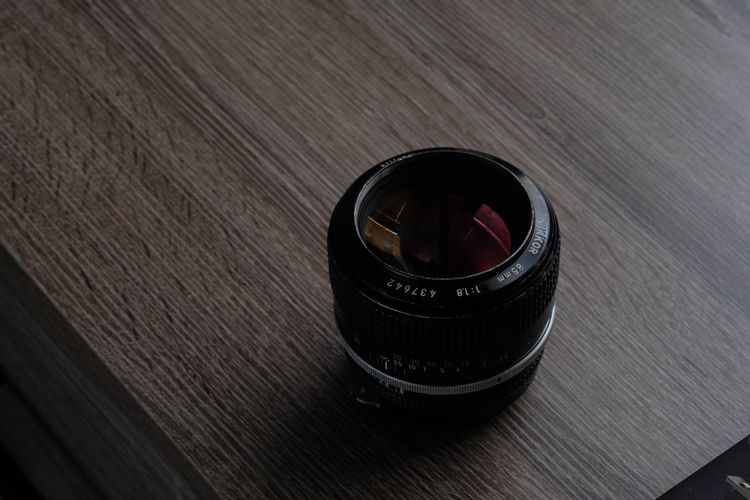 what is a prime lens