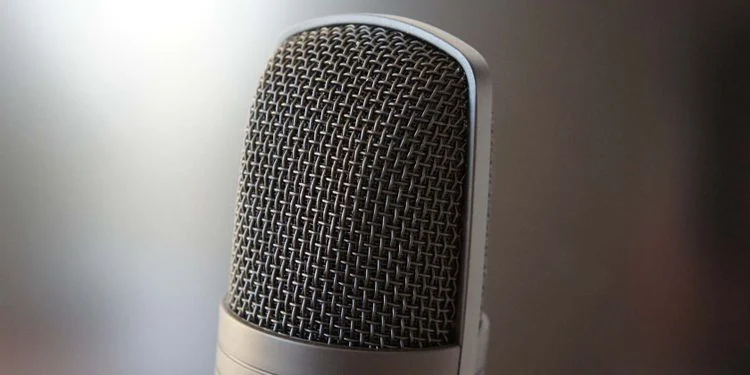 Gain میکروفون چیست و چه تأثیری بر صدای ضبط شده دارد؟