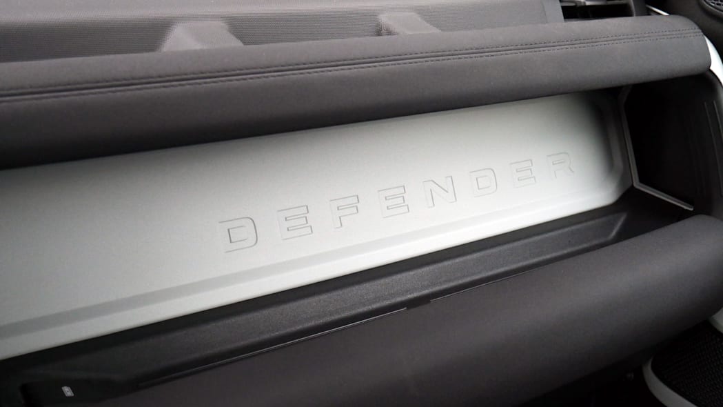 2021 Land Rover Defender 110 dash emblem and bin