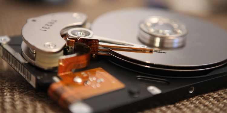 یک هارد درایو یا درایو حالت جامد SSD جدید را فرمت کنیم؟