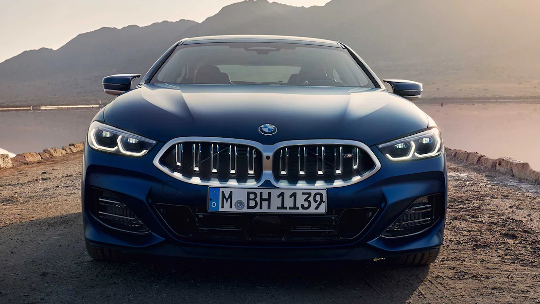 نقد و بررسی کامل خودرو BMW سری 8 مدل 2023