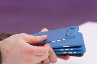 نازکی آیفون 17 ایر در این تصویر به طور کامل قابل مشاهده هست e1747641077130