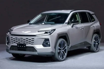 چرا قدرت تویوتا RAV4 مدل 2026 در اروپا کمتر است؟