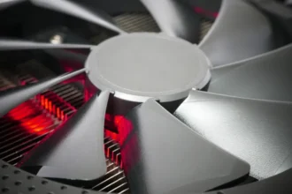 معرفی کارت گرافیک Radeon RX 9060 با حافظه ۸ گیگابایت از سوی AMD