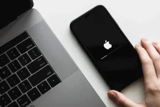 همین حالا آیفون خود را به iOS 18.6 آپدیت کنید